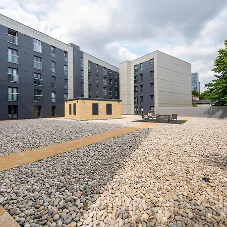 2Bed Apartment Manchester-3