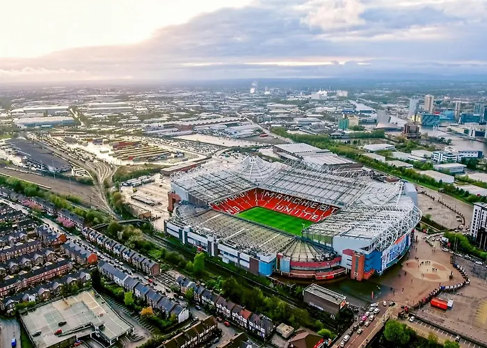 Central Apartment With 2 Parking Spaces!